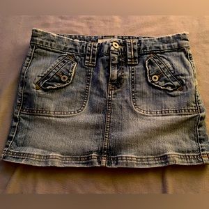 Old Navy Denim skirt